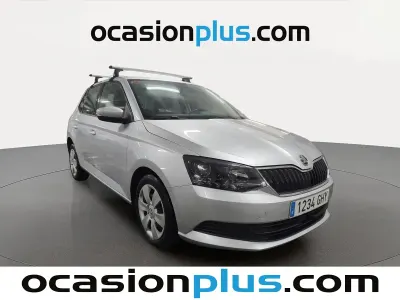 Usado Skoda Fabia Ambition 90 CV (66 kW) 2016 Gris plata Utilitario