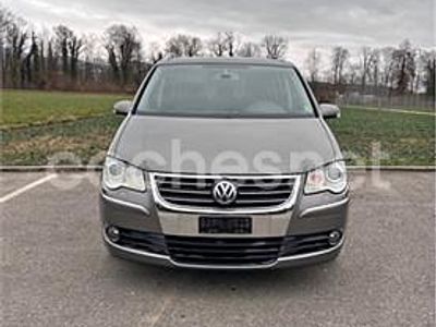 Usado VW Touran Highline 140 CV (102 kW) 2007 Gris / plata Monovolumen
