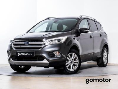 Usado Ford Kuga Trend+ 120 CV (88 kW) 2019 Gris magnetico SUV