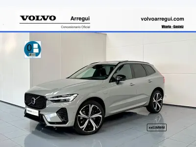 Usado Volvo XC60 Ultra 350 CV (257 kW) 2024 Gris SUV