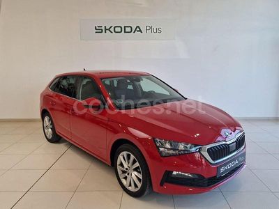 Rojo Usado 2023 Skoda Scala Ambition Utilitario | 16.950 € (Precio justo)