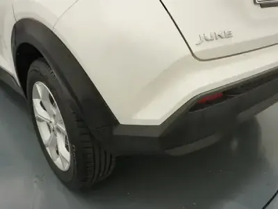 Usado Nissan Juke Acenta 114 CV (83 kW) 2022 Kori white (especial) monotono SUV