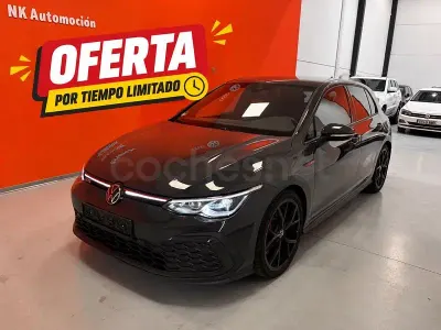 Usado VW Golf VIII GTI 245 CV (180 kW) 2024 Gris / plata Berlina