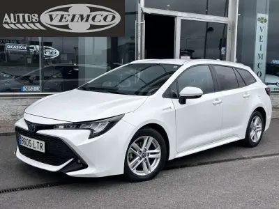 Usado Toyota Corolla Active 122 CV (89 kW) 2021 Blanco Familiar