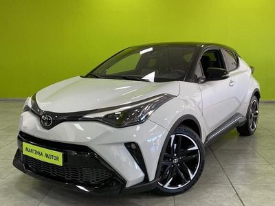 Blanco Usado 2023 Toyota C-HR Sport SUV | 30.300 € (Un poco caro)