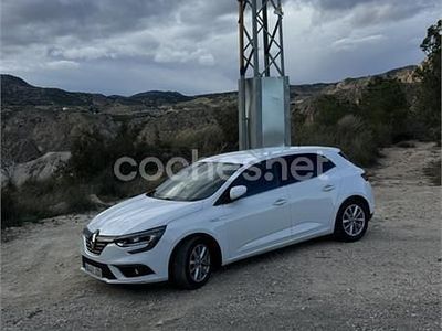 Usado Renault Mégane GT Line GT-Line 130 CV (95 kW) 2017 Blanco Berlina