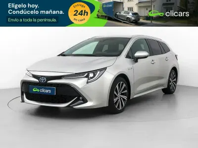 Usado Toyota Corolla Style 122 CV (89 kW) 2021 Gris / plata Familiar