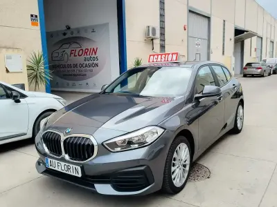 Usado BMW 116 Comfort Edition 116 CV (85 kW) 2020 Gris / plata Utilitario