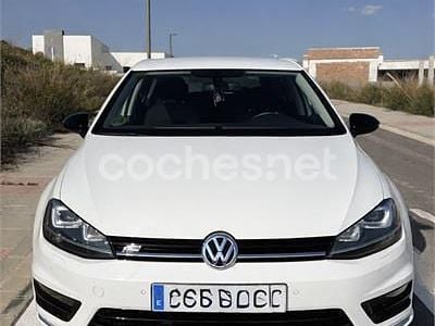 Usado VW Golf VII 110 CV (80 kW) 2015 Blanco Berlina