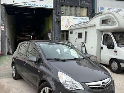Usado Opel Corsa Selective 86 CV (63 kW) 2012 Gris Utilitario