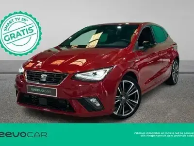 Usado Seat Ibiza FR 116 CV (85 kW) 2024 Rojo Utilitario