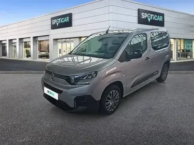 Usado Citroën Berlingo 102 CV (75 kW) 2025 Gris Monovolumen