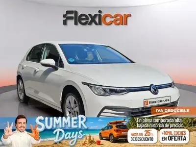 Usado VW Golf VIII 115 CV (84 kW) 2022 Blanco Berlina