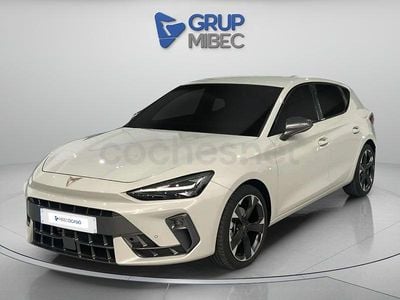 Usado Cupra Leon 150 CV (110 kW) 2025 Gris / plata Berlina