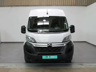 Usado Citroën Jumper 140 CV (102 kW) 2022 Blanco Monovolumen