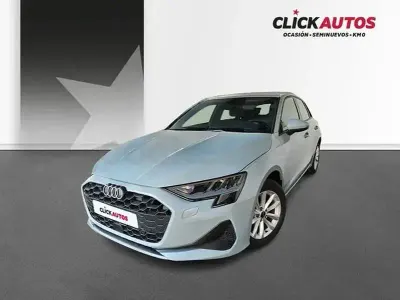 Usado Audi A3 Advanced 116 CV (85 kW) 2025 Gris / plata Berlina