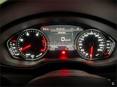 Usado Audi A4 Design 150 HP (110 kW) 2016 Cinzento Sedan