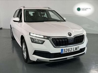 Usado Skoda Kamiq Monte Carlo 111 CV (81 kW) 2021 Blanco SUV