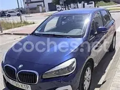 Usado BMW 218 150 CV (110 kW) 2019 Azul Familiar
