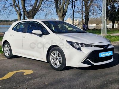 Usado Toyota Corolla Active 122 CV (89 kW) 2022 Blanco Berlina