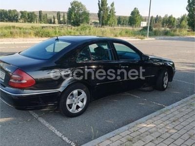 Mercedes E320