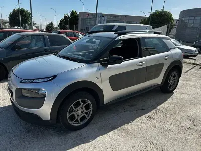 Usado Citroën C4 Cactus Feel 82 CV (60 kW) 2014 Gris Utilitario