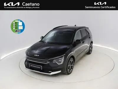 Usado Kia Niro 141 CV (103 kW) 2024 Negro SUV