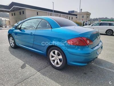Usado Peugeot 307 CC 136 CV (100 kW) 2008 Azul Descapotable
