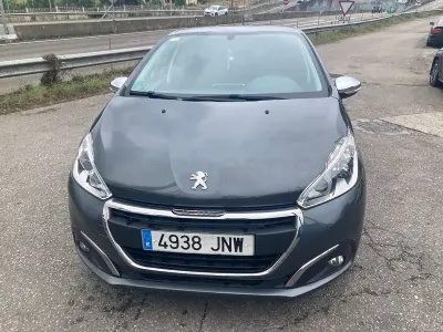 Usado Peugeot 208 Access 82 CV (60 kW) 2016 Marrón Utilitario