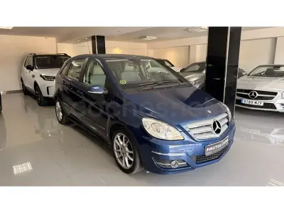 Usado Mercedes B180