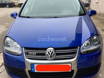 Usado VW Golf V R 250 CV (183 kW) 2007 Azul Berlina