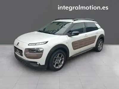 Usado Citroën C4 Cactus Feel 99 CV (72 kW) 2015 Blanco Utilitario