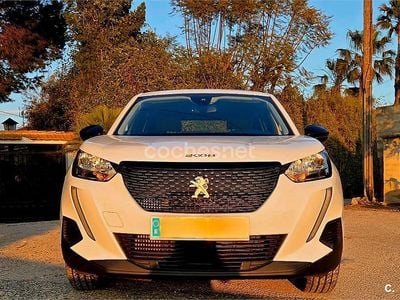 Usado Peugeot 2008 Allure 110 CV (80 kW) 2022 Blanco SUV