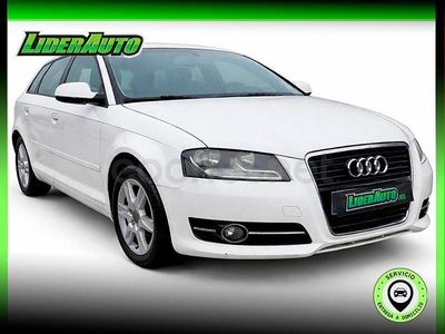 Usado Audi A3 Ambition 105 CV (77 kW) 2010 Blanco Utilitario