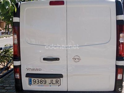 Blanco Usado 2017 Opel Vivaro Monovolumen | 8000 €