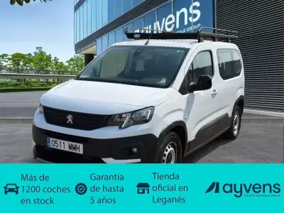 Usado Peugeot Rifter Business-Line 102 CV (75 kW) 2023 Blanco Monovolumen