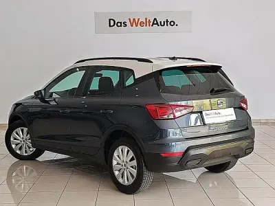 Usado Seat Arona Style 115 CV (84 kW) 2025 Gris SUV