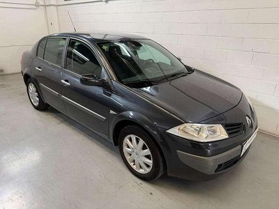 Usado Renault Mégane II Dynamique 109 CV (80 kW) 2007 Gris Berlina