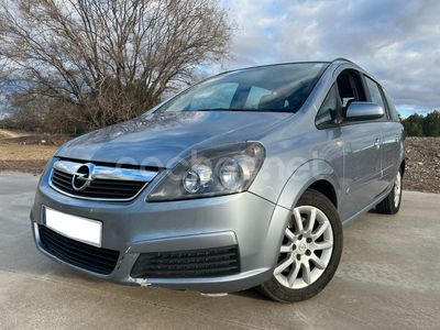 Usado Opel Zafira Cosmo 120 CV (88 kW) 2007 Gris / plata Monovolumen