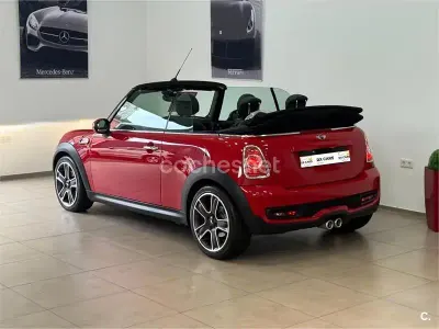 Usado Mini Cooper SD Cabriolet 143 CV (105 kW) 2014 Rojo Descapotable