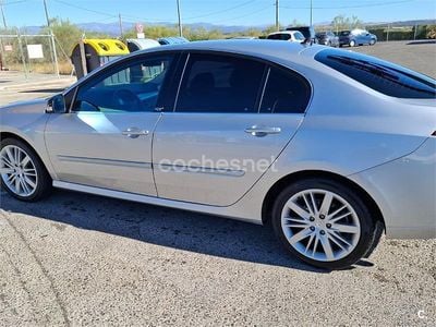 Usado Renault Laguna III GT 180 CV (132 kW) 2009 Gris / plata Berlina