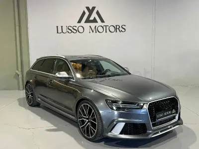 Usado Audi RS6 Performance 605 CV (444 kW) 2017 Gris / plata Familiar