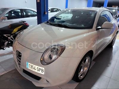 Blanco Usado 2009 Alfa Romeo MiTo Distinctive Utilitario | 5990 €