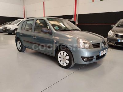 Renault Clio II