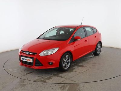 Usado Ford Focus 125 CV (91 kW) 2014 Rojo Berlina