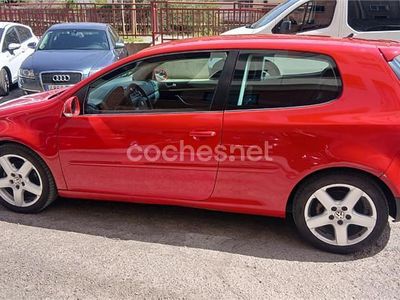 Usado VW Golf IV Sportline 140 CV (102 kW) 2005 Rojo Berlina