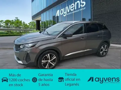 Usado Peugeot 3008 GT 131 CV (96 kW) 2023 Gris SUV