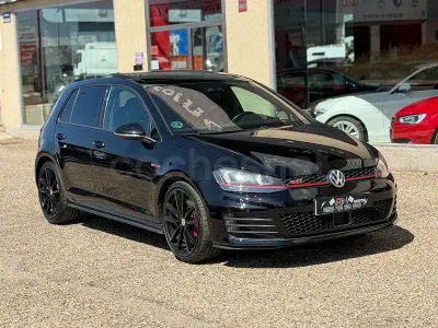 Usado VW Golf VII GTI 230 CV (169 kW) 2014 Negro Berlina