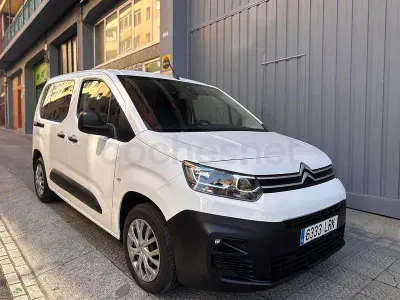 Usado Citroën e-Berlingo Feel 102 CV (75 kW) 2021 Blanco Monovolumen