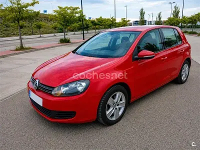 Usado VW Golf VI Sport 122 CV (89 kW) 2009 Rojo Utilitario